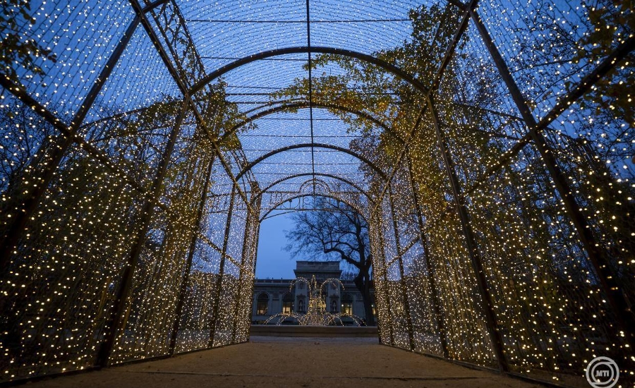 Special Advent Light Installations Diverse Festive Program in Budapest's City Park