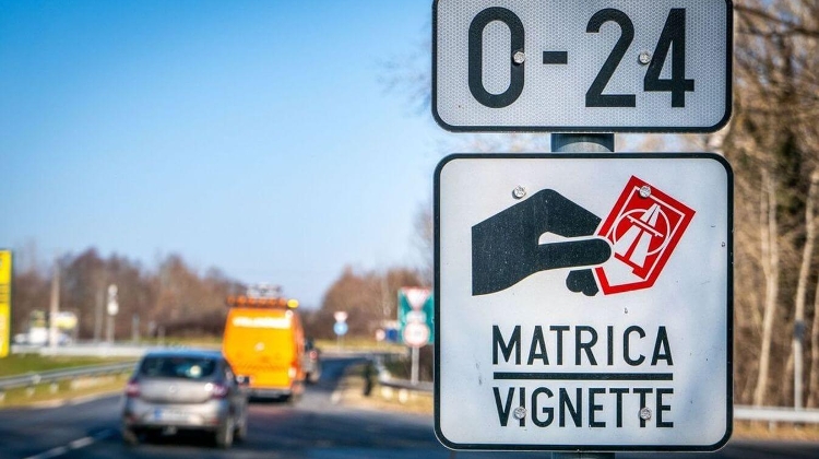 Toll Payment System to Go Offline in Hungary Over New Year's Holiday