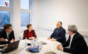 Orban Visits Budapest Hospital to Mark Covid Anniversary