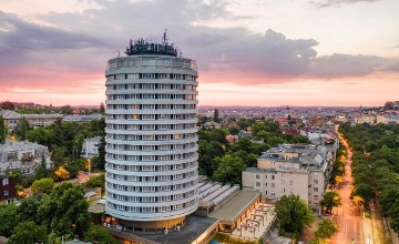Iconic Cylindrical Hotel in Budapest to be Transferred into Flats Iconic Cylindrical Hotel in Budapest to be Transferred into Flats
