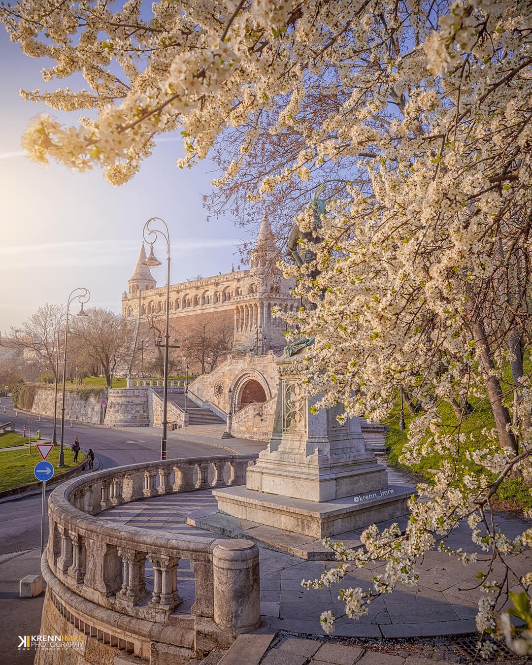 Great Read: Xpat Community E-Magazine, 10 April