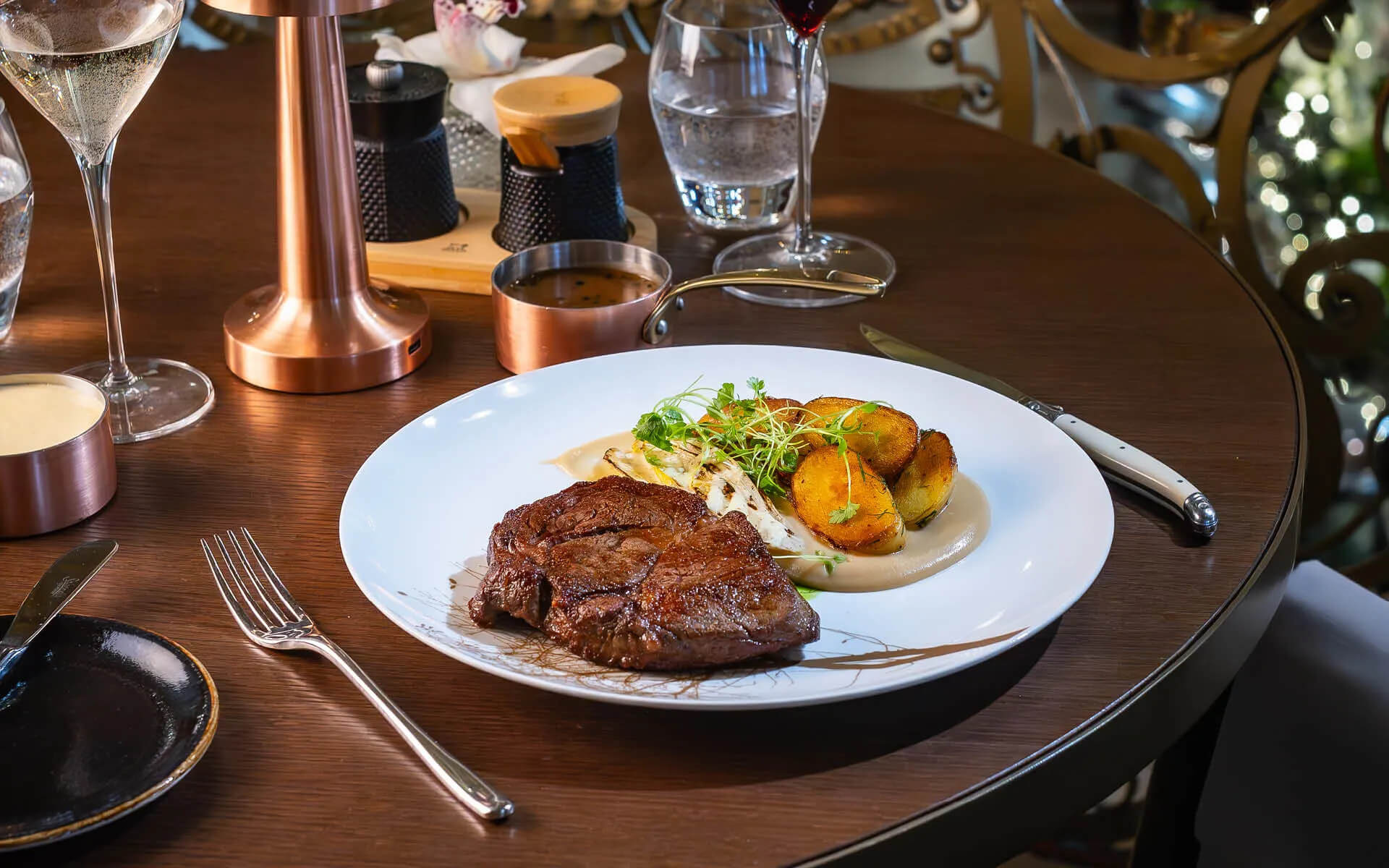 White Salon Experience @ Anantara New York Palace Budapest Hotel