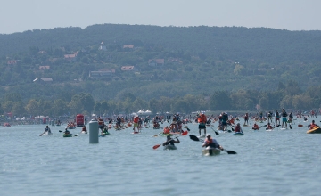 Balaton Rowing Festival: Paddle Across Lake Balaton on 12 July Balaton Rowing Festival: Paddle Across Lake Balaton on 12 July