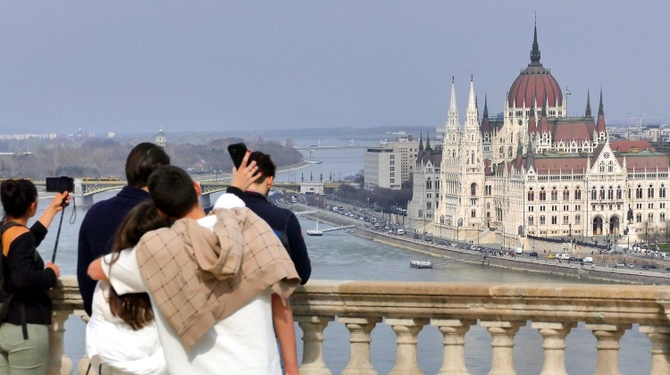 Tourism Sector Smashes Records in Hungary