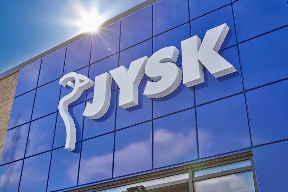 YSK Revenue in Hungary Climbs as Customer Numbers Rise