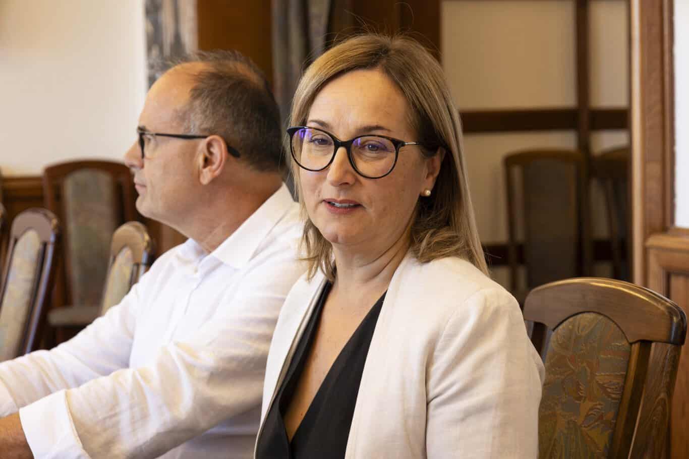 New Strategy for Vocational Education in Hungary Needed for Life-Long Learning