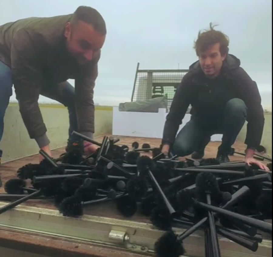 Toilet Humour in Hungary: 100's of WC Brushes Dumped at Lázár’s Home