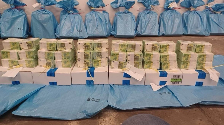 Watch: Did EU Bypass Hungary's Veto on Ukraine’s Euro 90 Billion Loan?