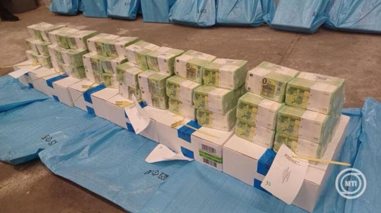 Who Moved USD 900 Million in Cash Through Hungary — And Why?