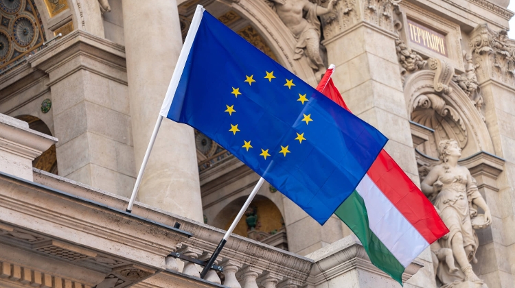 Symbolic Insight: EU Flag to Return to Hungarian Parliament