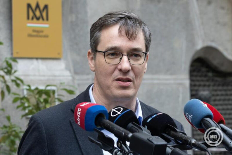 Major Warns Budapest Could Fail to Pay May Wages of City Staff