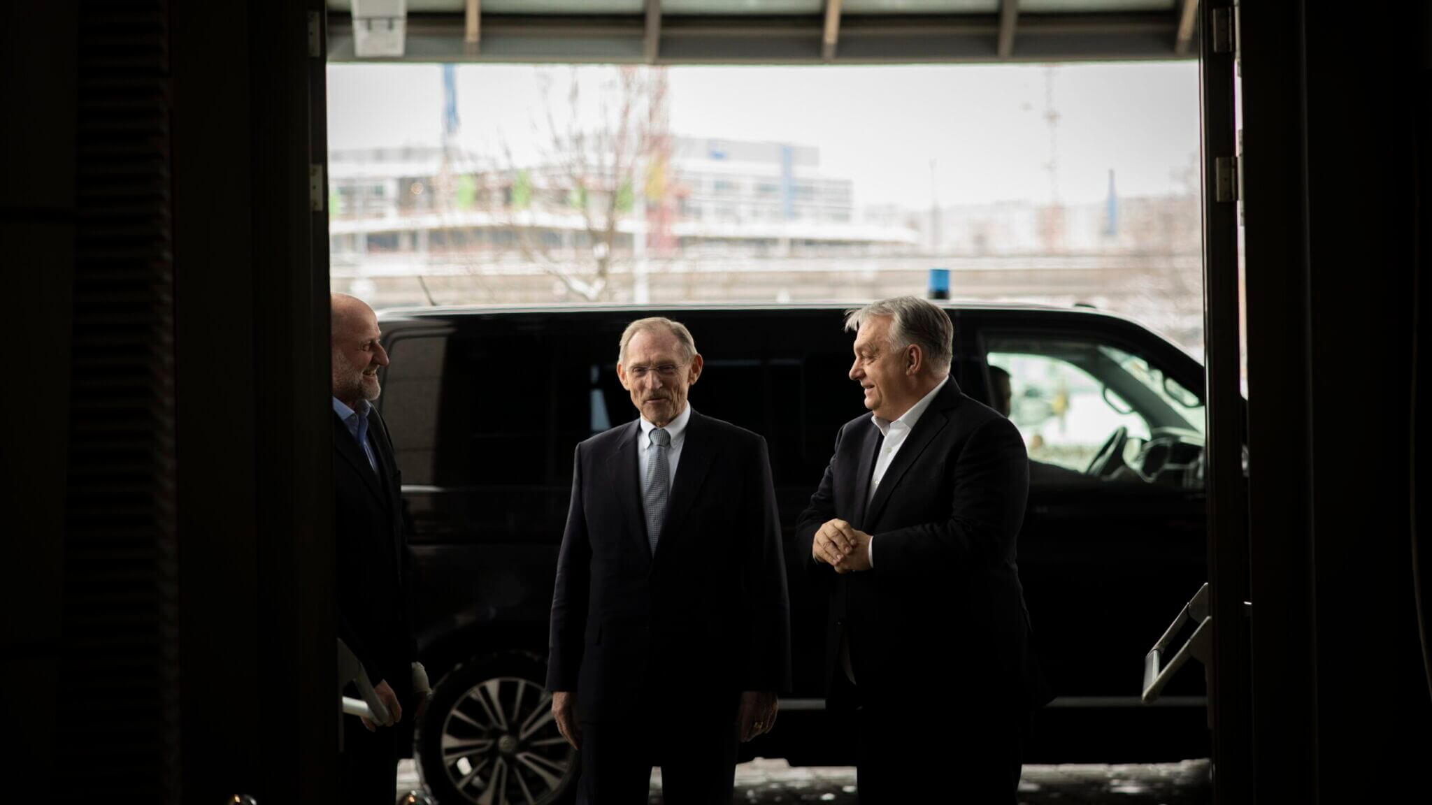 Ex-Gang Member Links Orbán to Russian Mafia Boss Mogilevich, Vows to Confess after Election