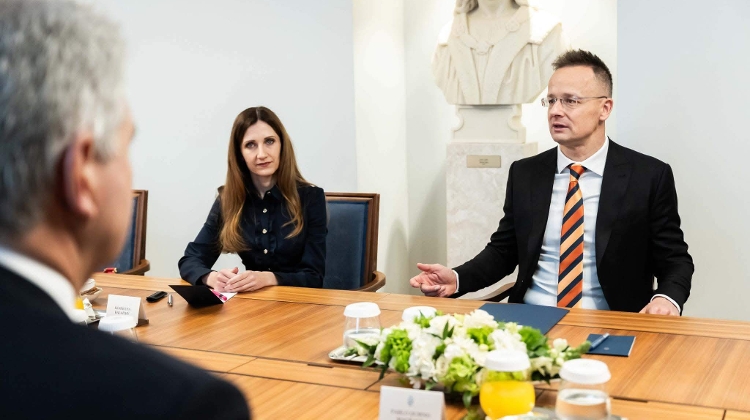 Szijjártó Slams French 'Interference' in Hungary's 2026 Vote