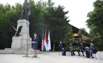 Savage Celebrates 250th Anniversary of American Independence with Budapest Mayor Savage Celebrates 250th Anniversary of American Independence with Budapest Mayor