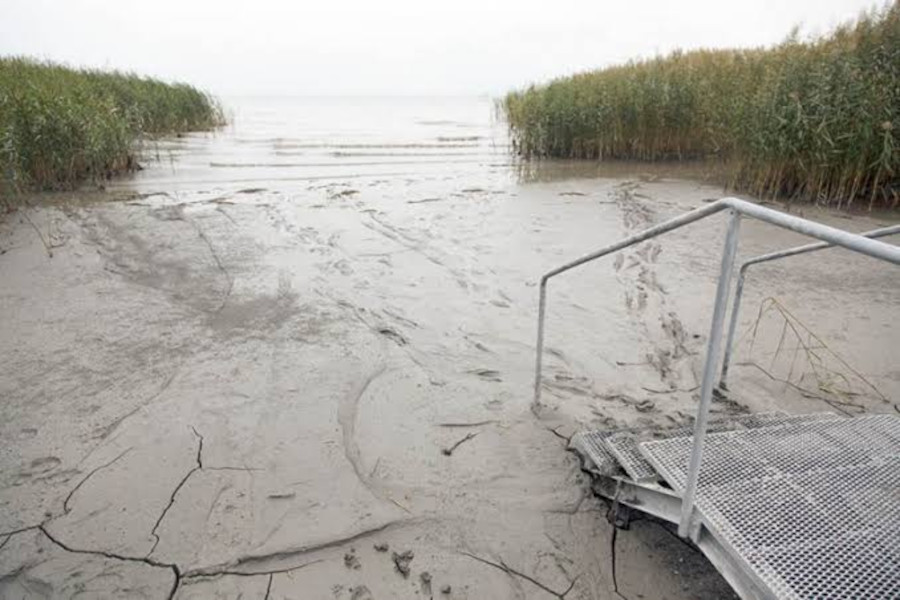 Mud Traps Exposed by Receding Waters in Hungary - Police Warning