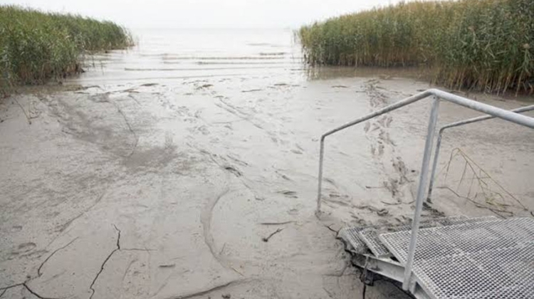 Mud Traps Exposed by Receding Waters in Hungary - Police Warning