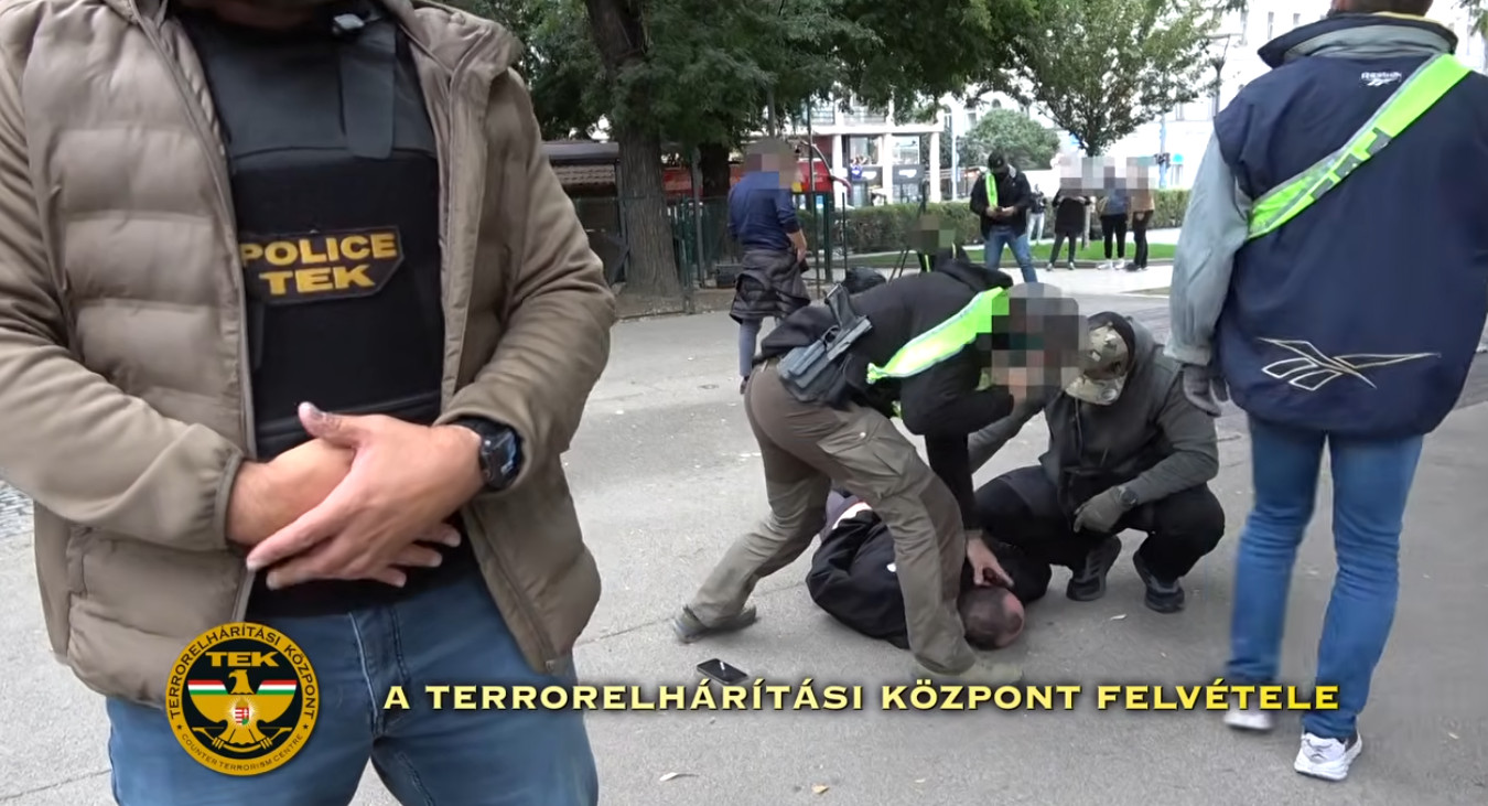 Watch: Georgian, Bulgarian Burglars Detained in Budapest