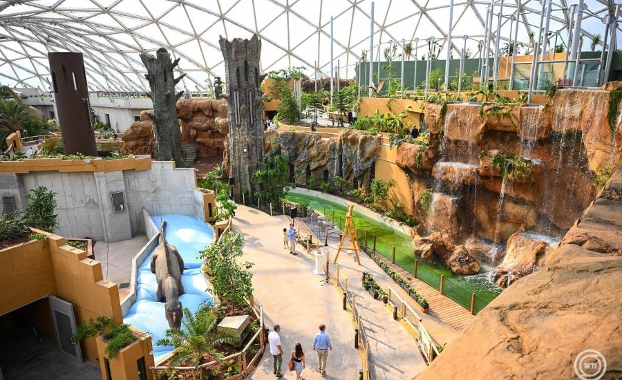 Watch: Biodome's Urban Oasis Opens in Budapest
