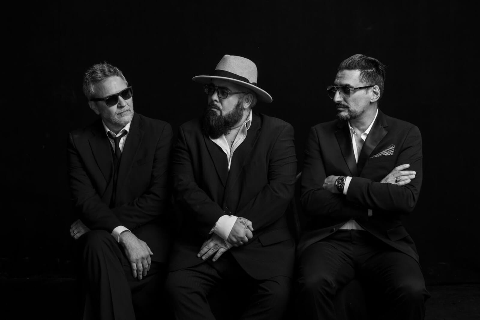 Fun Lovin' Criminals, A38 Ship Budapest, 16 May
