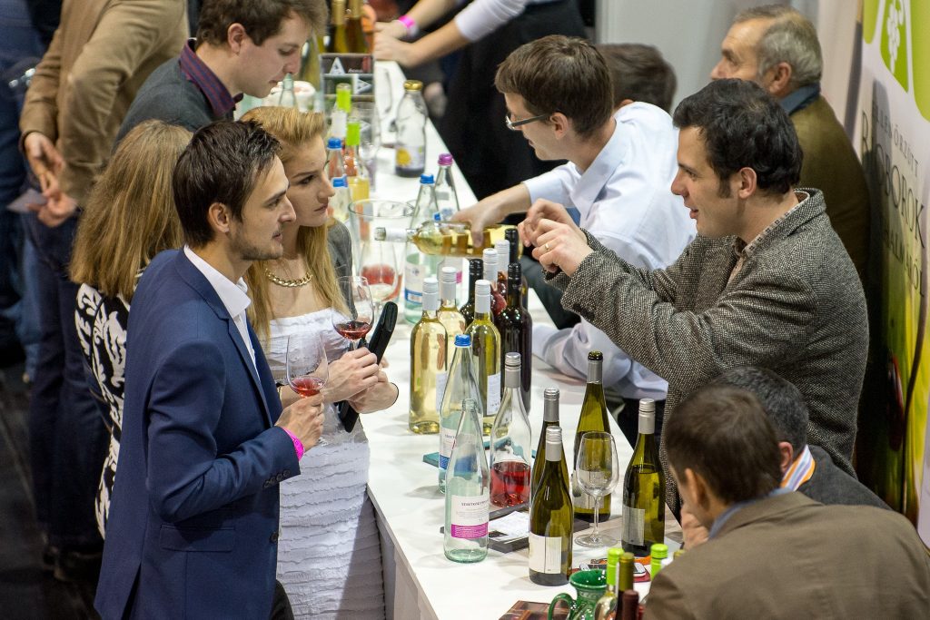 Bomb Hoax Disrupts Huge Borjour Wine-Tasting in Budapest, Again