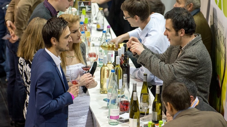 Bomb Hoax Disrupts Huge Borjour Wine-Tasting in Budapest, Again