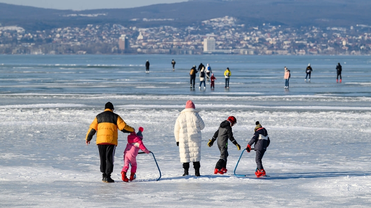 Expect Discounts: Campaign Coming to Boost Domestic Travel & Tourism in Hungary