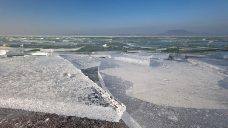 Watch Hungary's Lake Balaton Freezes for the First Time in Years