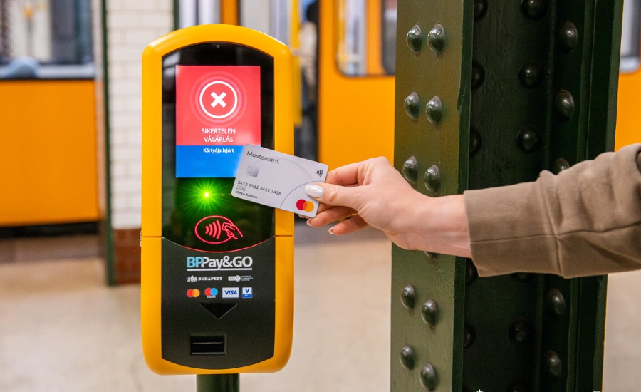 New Pay&GO Validators on Budapest Metro System