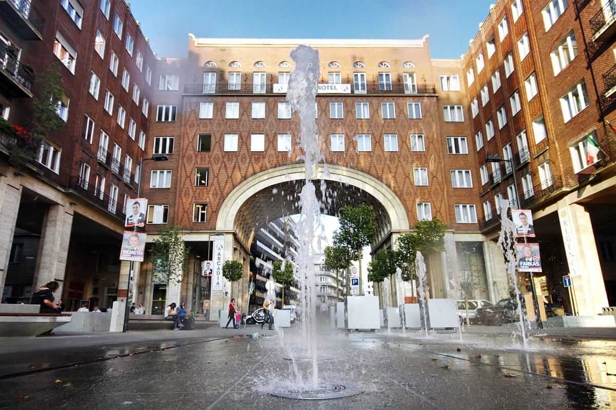 Revamp Expands Car-Free Area at Budapest’s Madách Tér