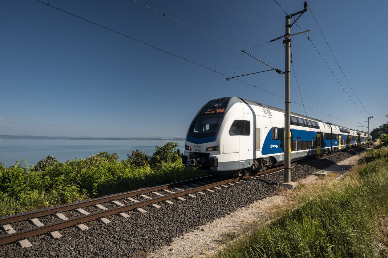 Train Insight: MAV Finds Solution to Cope with Summer Traffic to Balaton