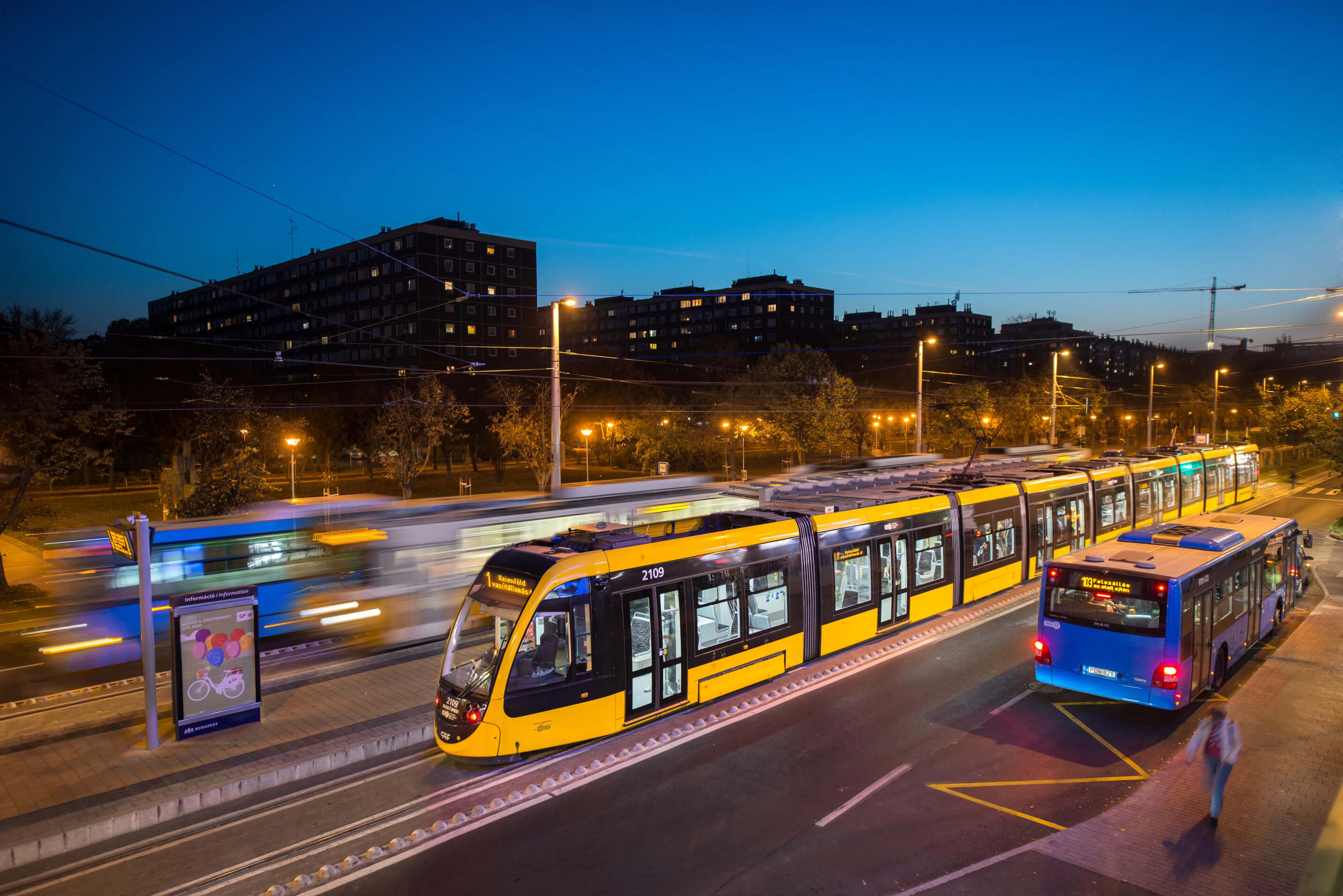 Public Transport Night Service Connecting Budapest with Suburbs to Expand