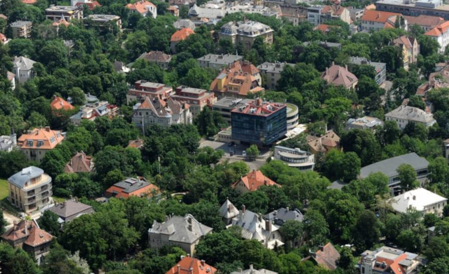 Insider's Guide: District II in Budapest – Green Hills, Elegant Homes & Fresh Air