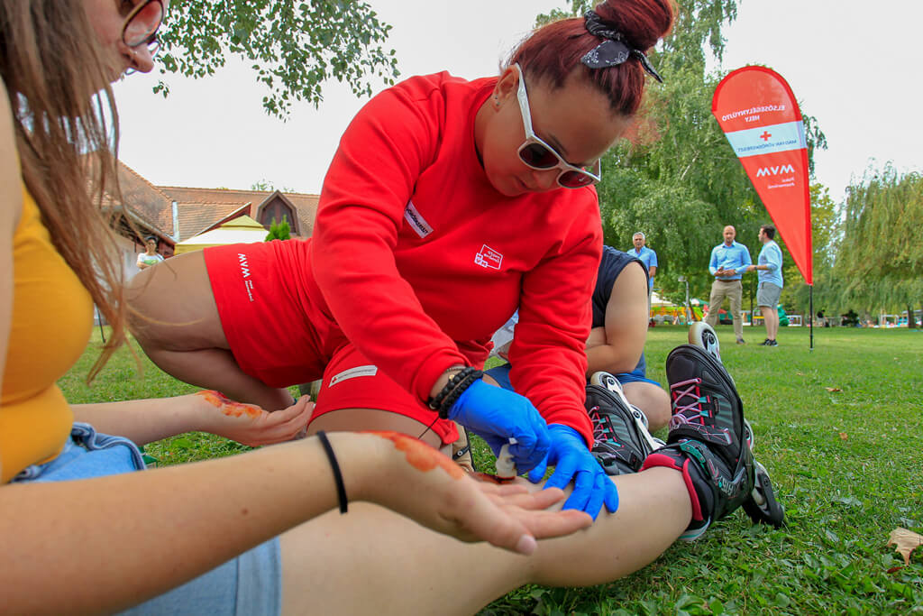 Learn Life-Saving First Aid Skills in English with Red Cross in Budapest