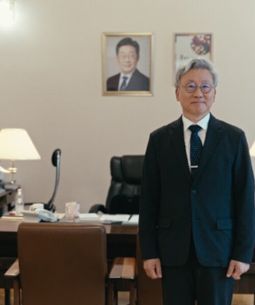 H.E. Mr. Park Chul-min, Ambassador of the Republic of Korea to Hungary