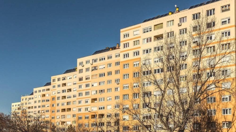 Prices of Panel Flats in Hungary Surge as University Cities Catch Budapest