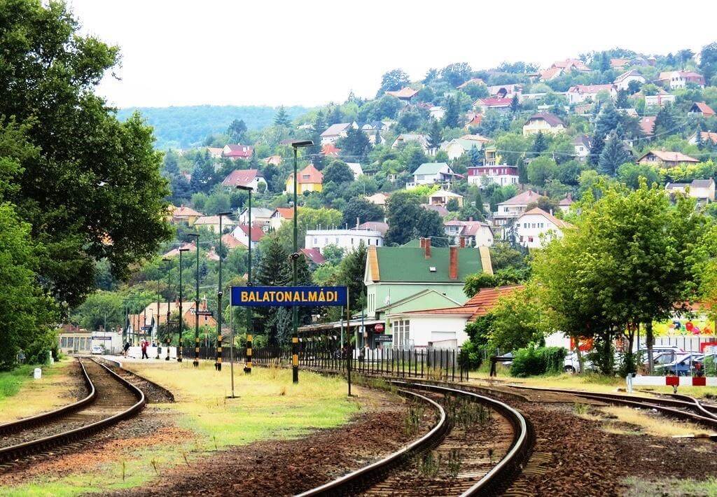 Protest in Balatonalmádi Against Planned Privatisation of State-Owned Lake Balaton Properties