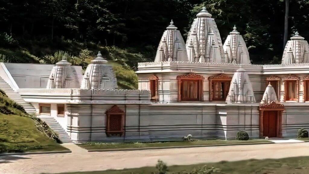 Religious Insight: 'Extraordinary' New Hindu Temple in Hungary