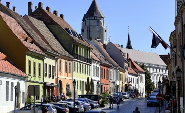 Buda Castle District to Hold Referendum on Airbnb Rentals