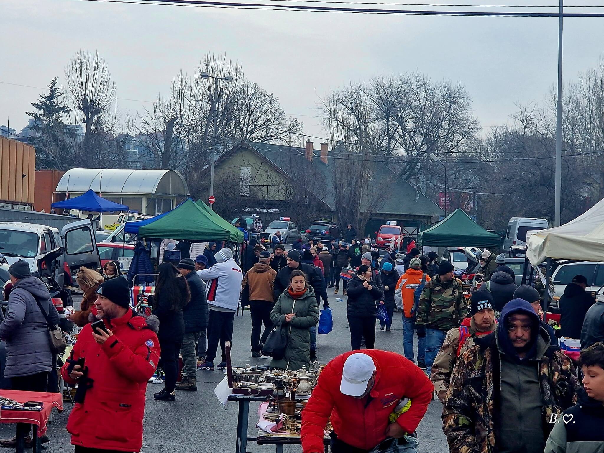 Insider's Guide: Budai Zsibvásár in Budaörs