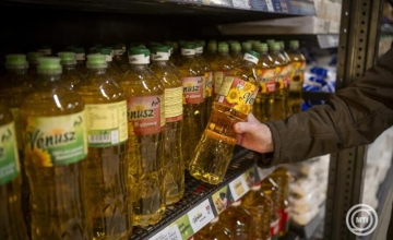 Cooking Oil Price Hike in Hungary Triggers Official Investigation