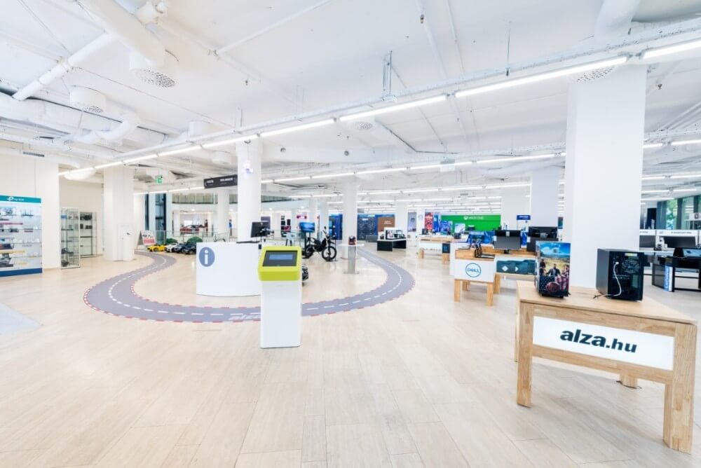 Alza Introduces 'Buy Now, Pay Later' Service in Hungary