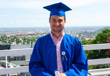 Britannica Students Achieve Highest Marks in Hungary