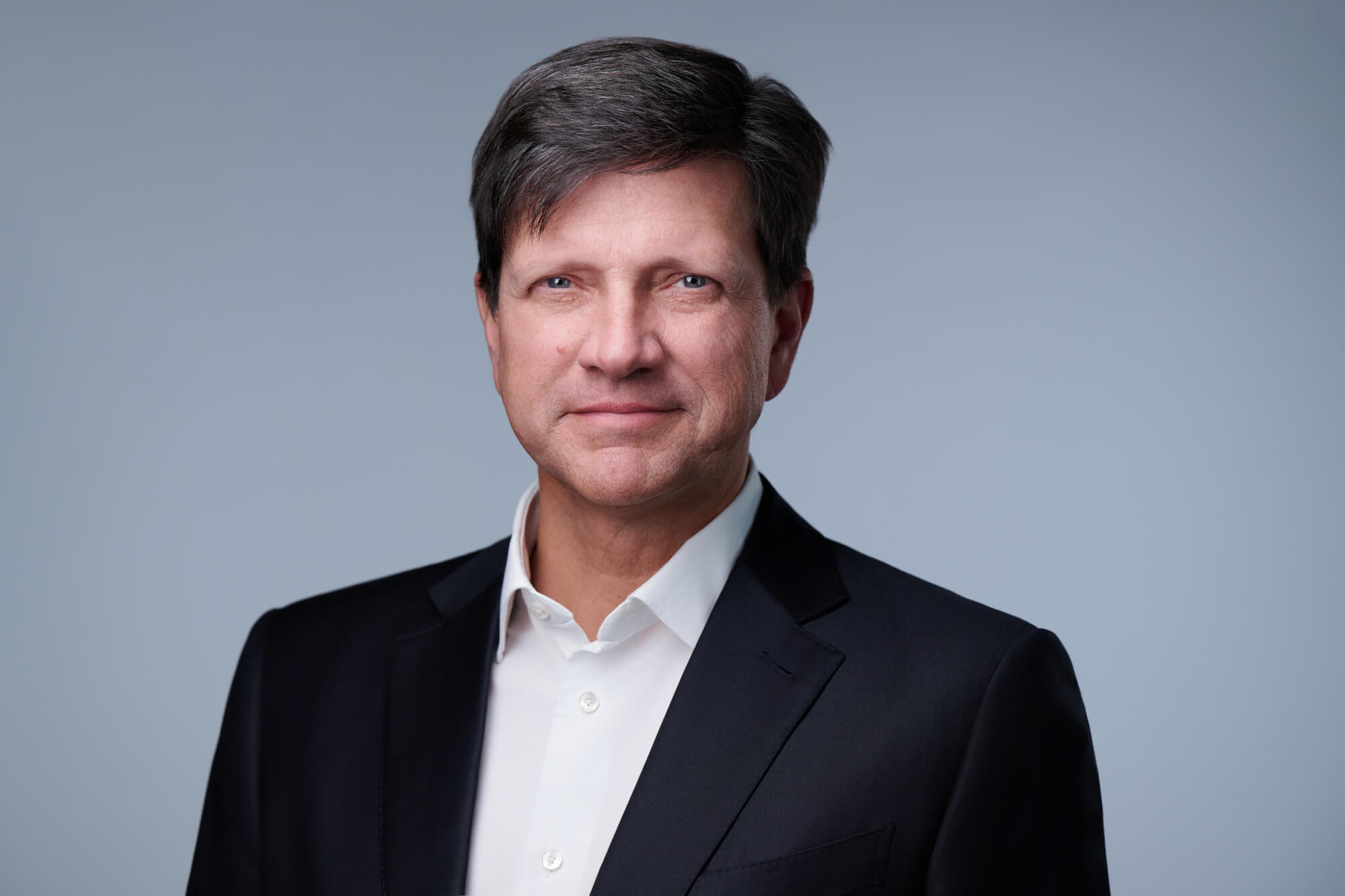 FM Champion: CEO Ferenc Kis-Szölgyémi is Elevating Hungary’s B+N into a Global Brand Via Inspiried Strategic Evolution