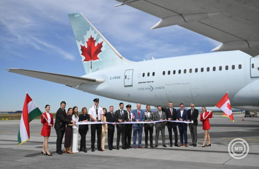 Direct Flights Between Budapest & Toronto Take Off Again After 7 Years