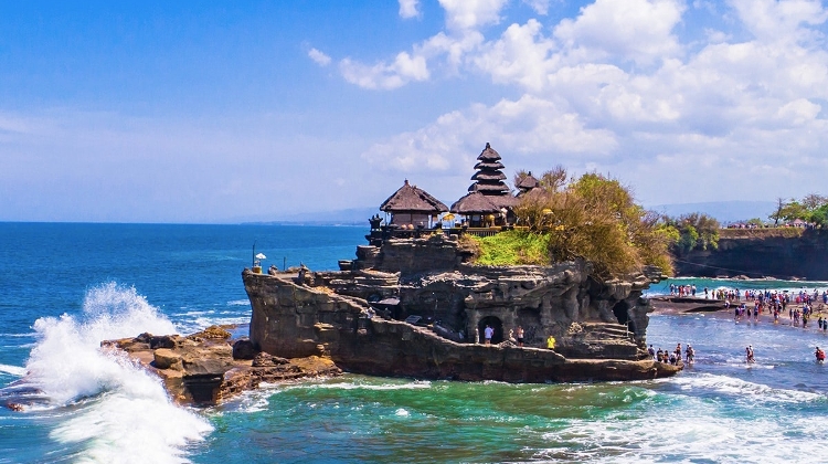 Escape from Budapest to Bali - Part 1. Vacation Heaven: Sun, Sand & Spirituality