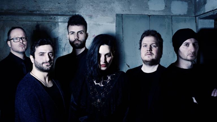 LAKVAR (D): Sabotage and Tradition