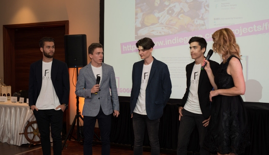 United Way Hungary: Land Cruise For A Cause