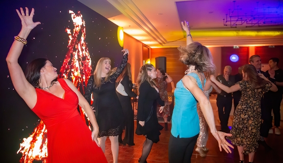 Xpat Charity Party: Bonfire Night Photos - By Marcus Schirrmacher