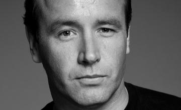 Xpat Interview: Mike Kelly, Actor, Madhouse Theatre Company Budapest