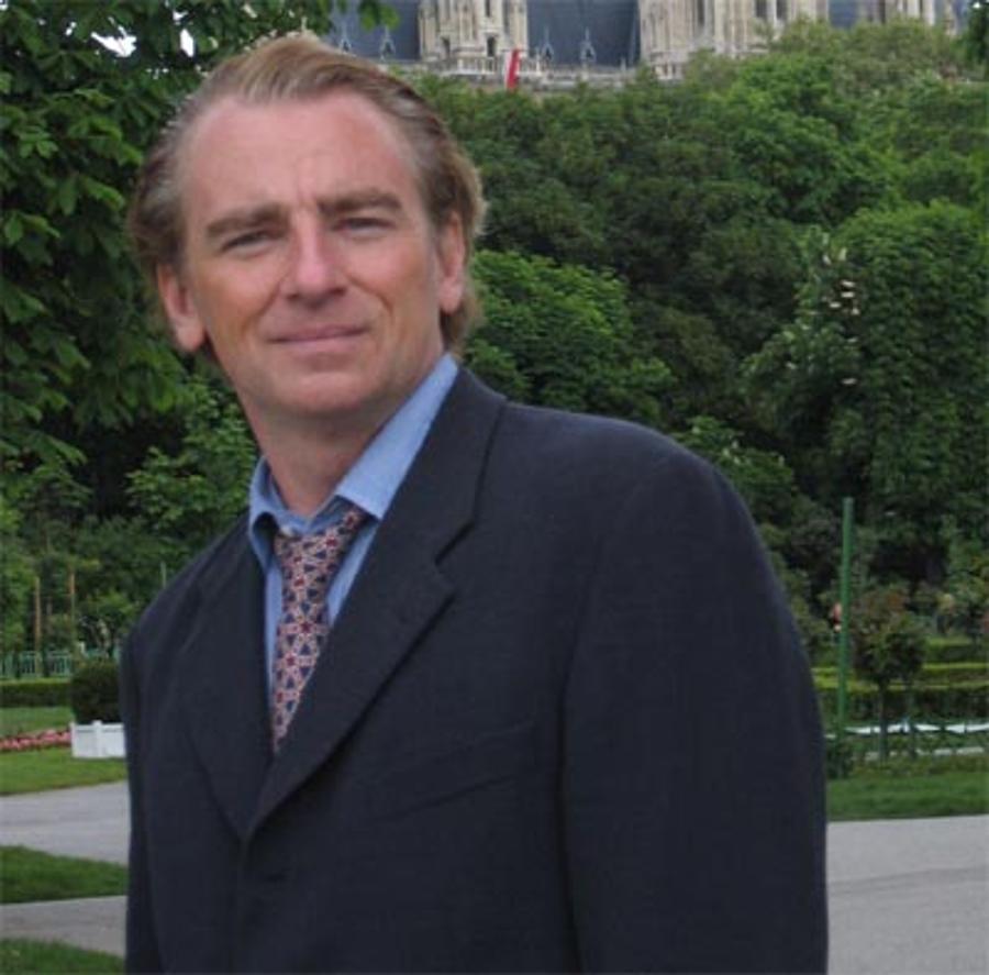 Xpat Interview: Richard Perry Sweret